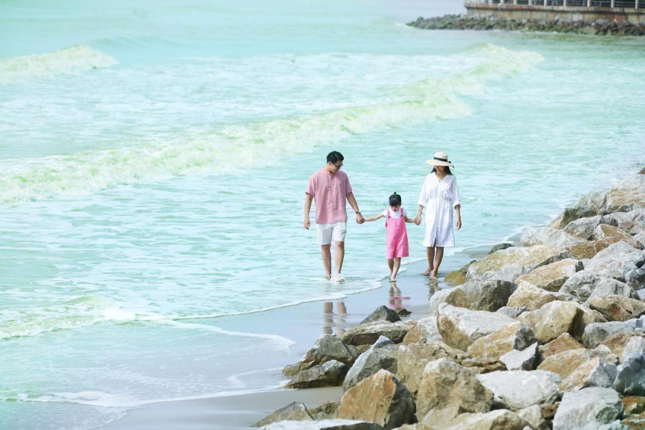 Flc Luxury Hotel Samson Sam Son Bagian luar foto