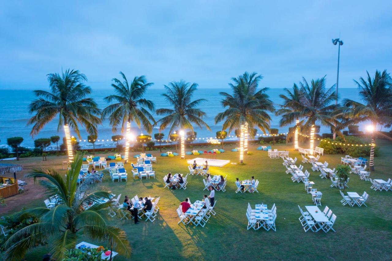 Flc Luxury Hotel Samson Sam Son Bagian luar foto