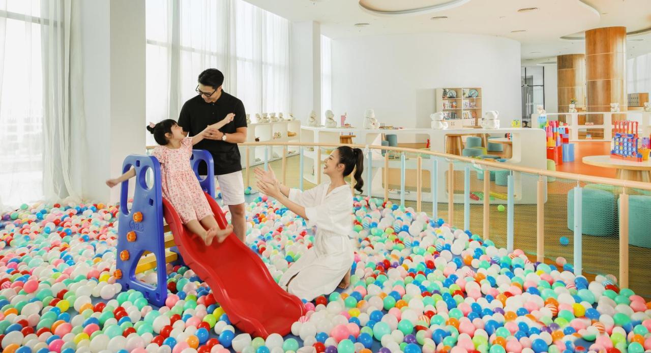 Flc Luxury Hotel Samson Sam Son Bagian luar foto