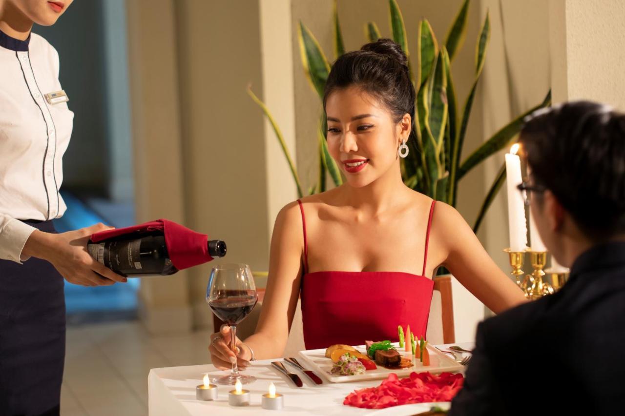 Flc Luxury Hotel Samson Sam Son Bagian luar foto